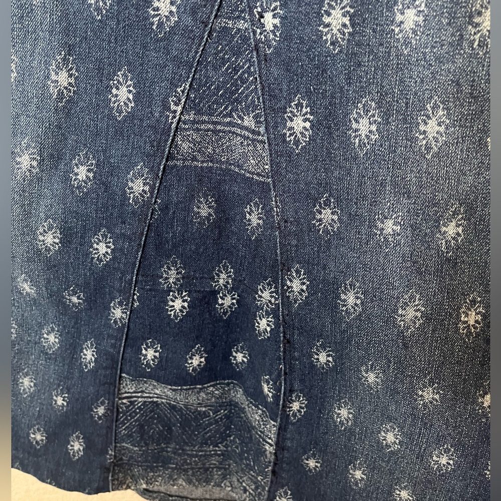 Jean Skirt - Picture 3 of 6